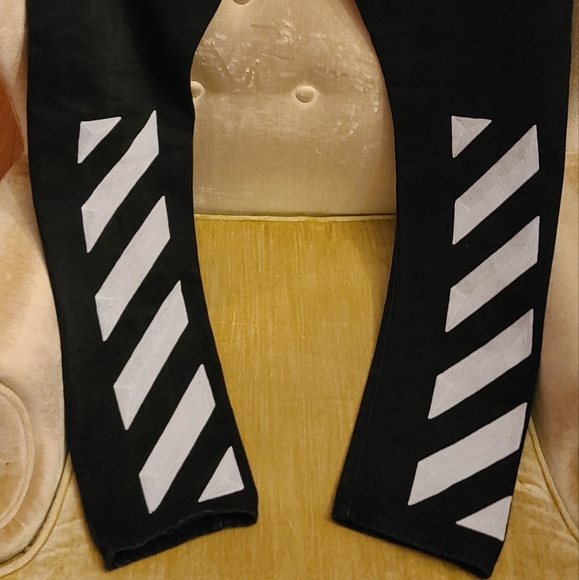 OFF-WHITE jeans - diagonal back leg - Picture 2 of 16